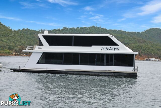 La Dolce Vita Houseboat Holiday Home @ Lake Eildon