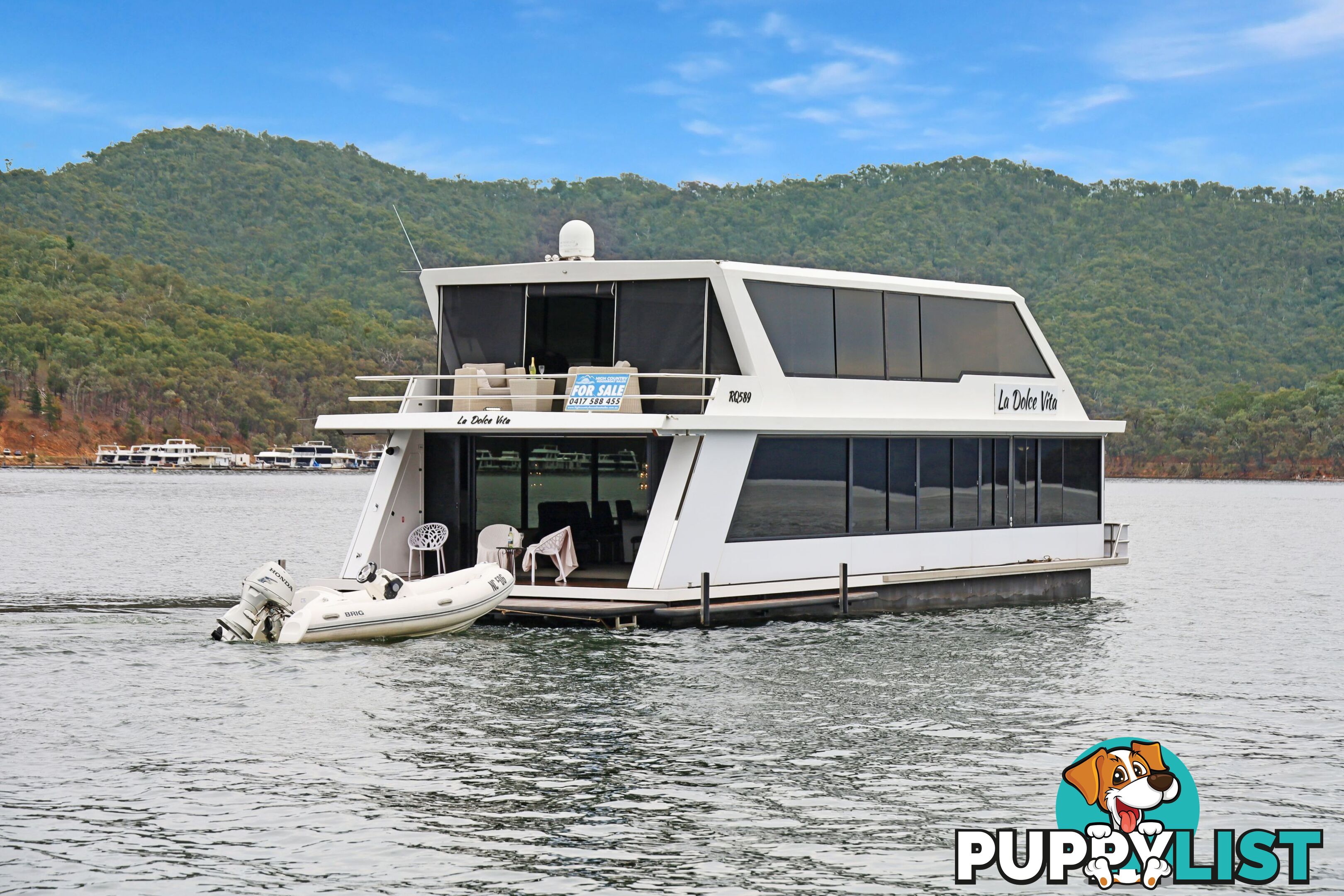 La Dolce Vita Houseboat Holiday Home @ Lake Eildon