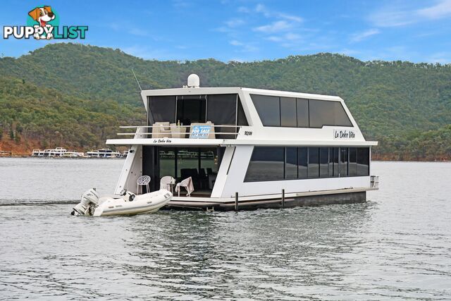 La Dolce Vita Houseboat Holiday Home @ Lake Eildon