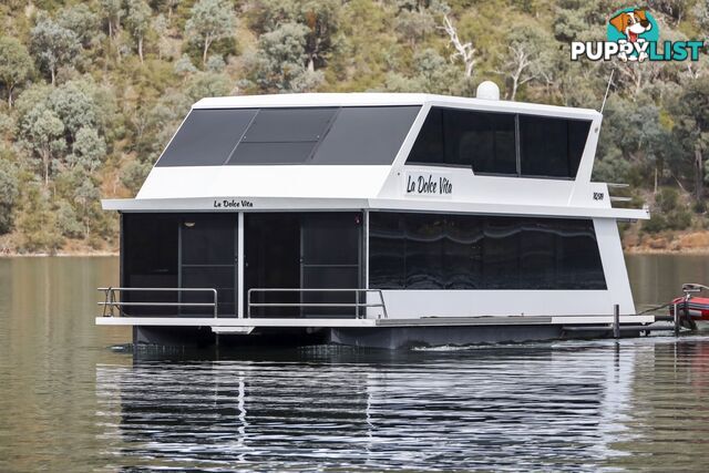 La Dolce Vita Houseboat Holiday Home @ Lake Eildon