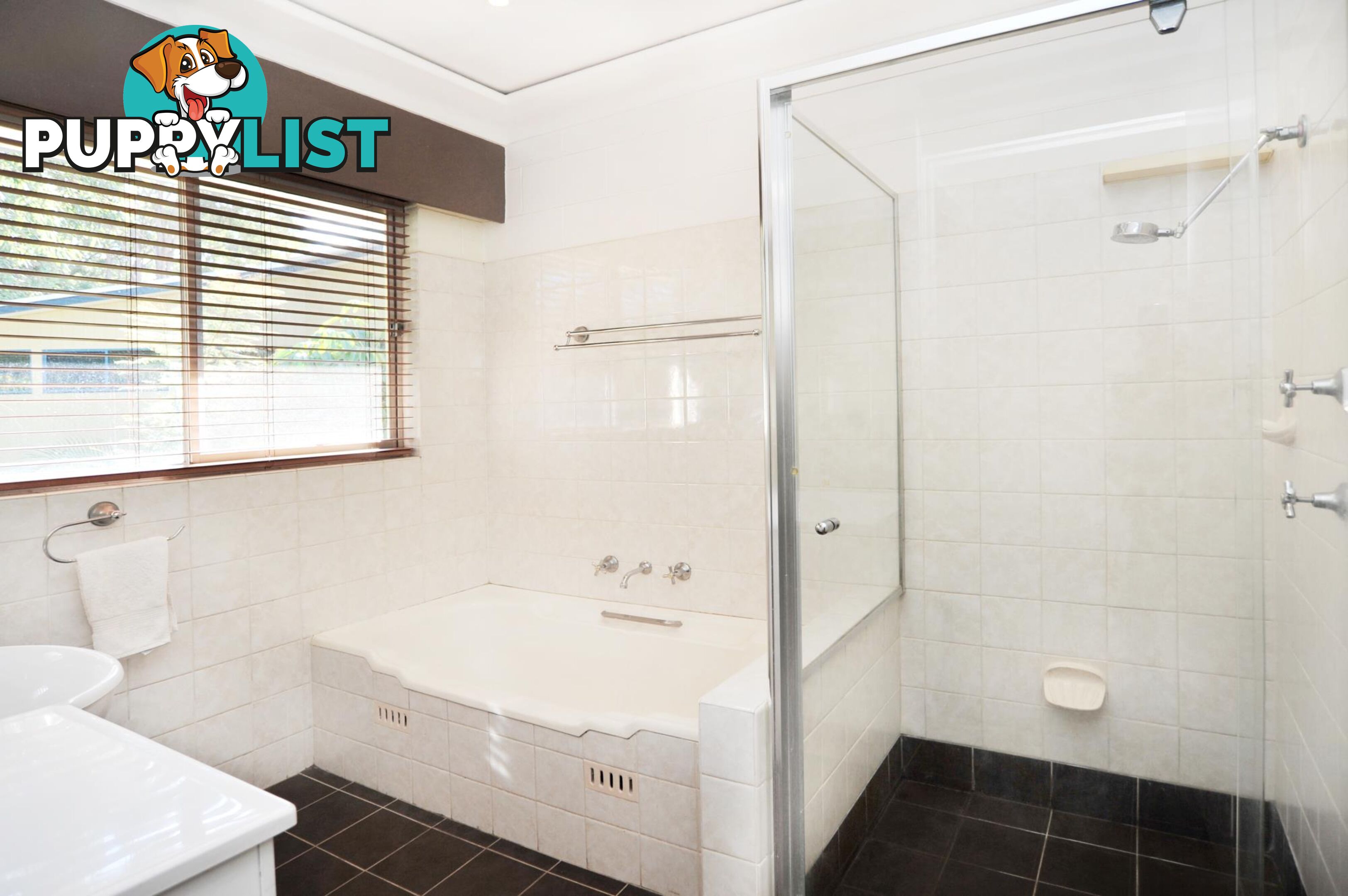 10 Sandy Beach Road KORORA NSW 2450