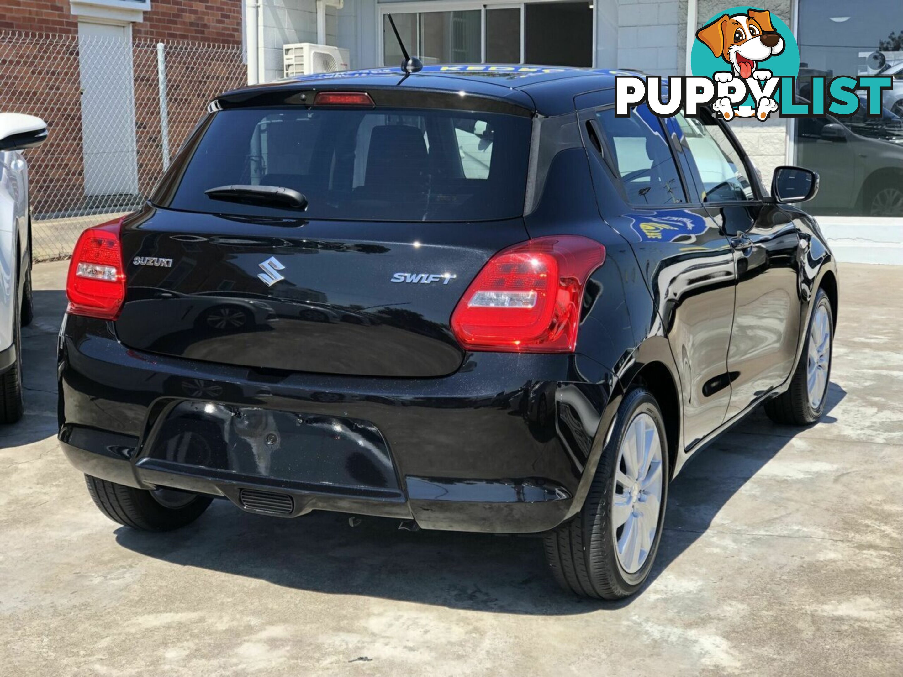 2018 SUZUKI SWIFT GL NAVIGATOR AZ HATCHBACK