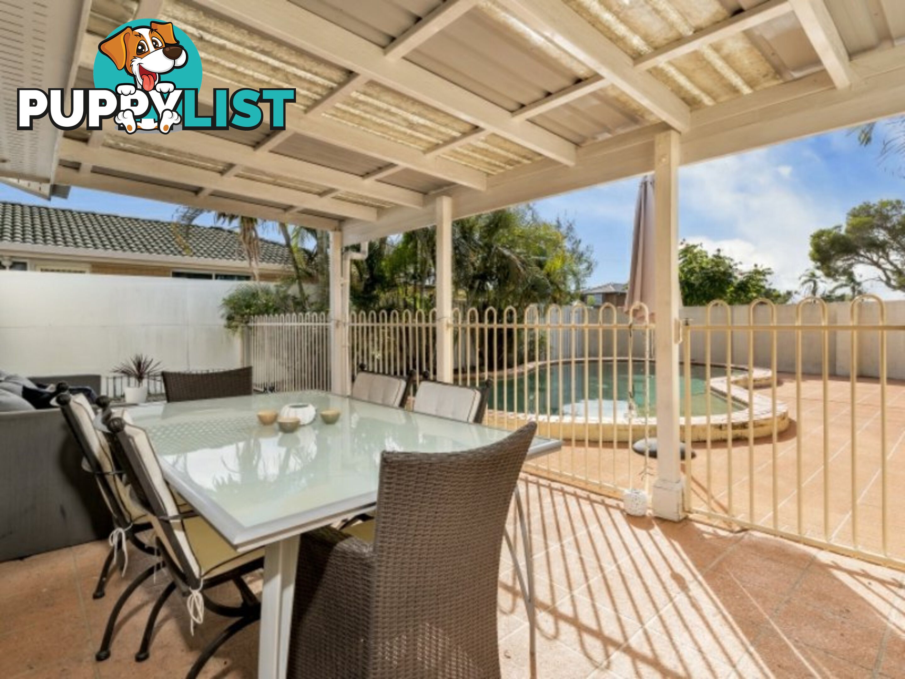 33 Endeavour Drive BANKSIA BEACH QLD 4507