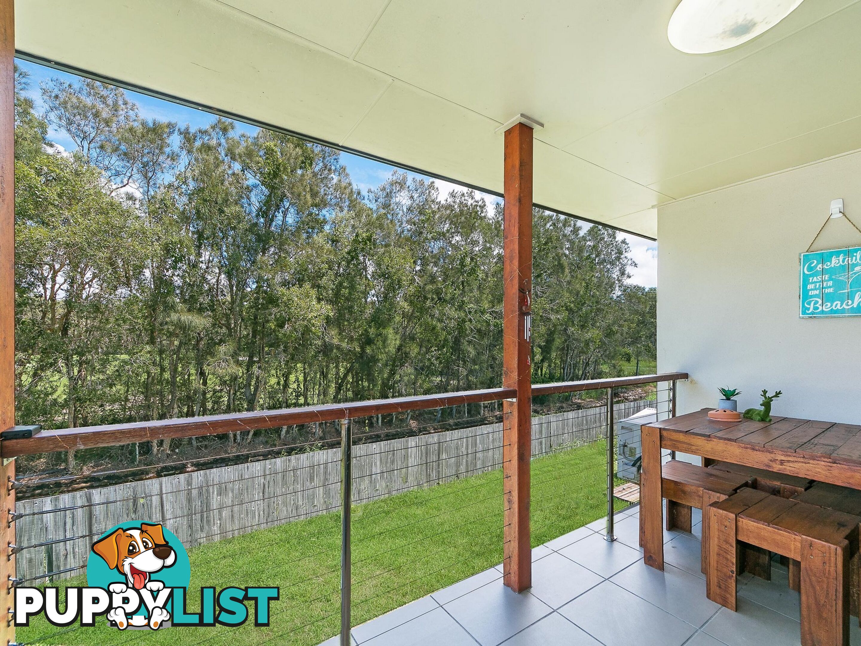 4 Gira Close BEACHMERE QLD 4510