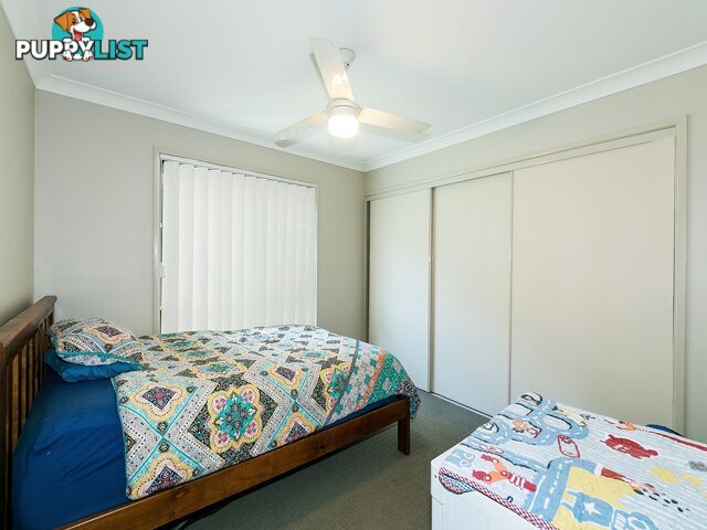 4 Gira Close BEACHMERE QLD 4510