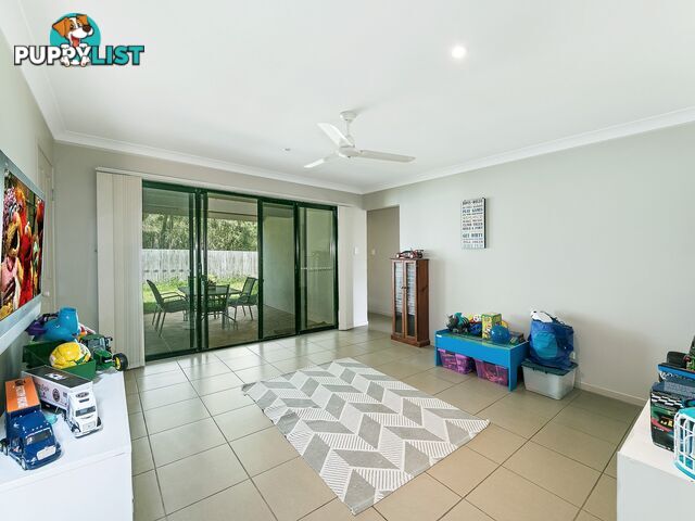 4 Gira Close BEACHMERE QLD 4510