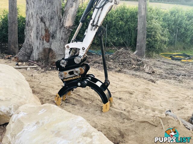 Excavator grab’s grapples hydraulic and manual