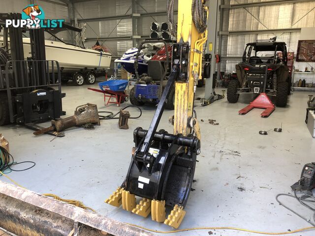 Excavator grab’s grapples hydraulic and manual