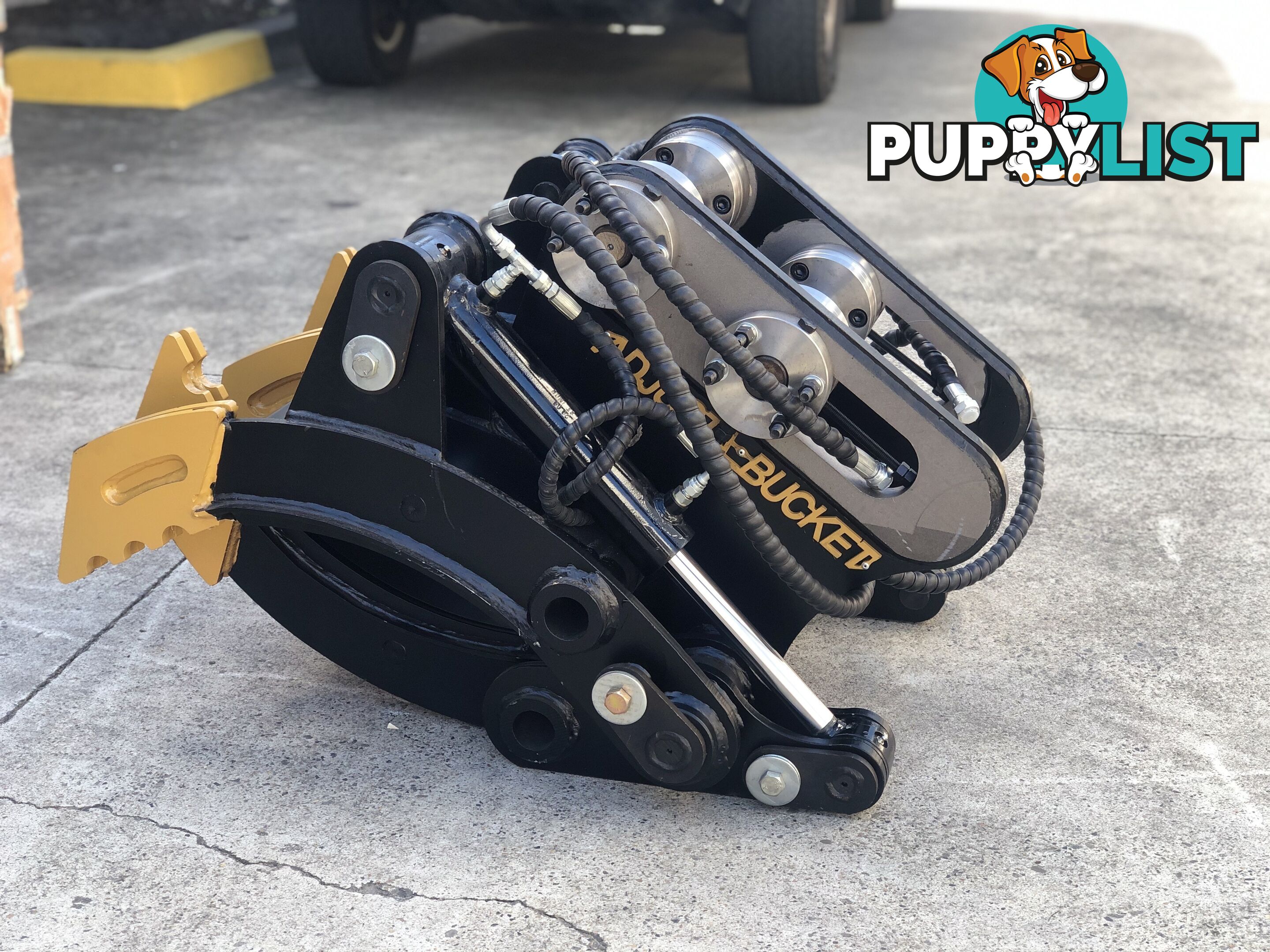 Excavator grab’s grapples hydraulic and manual
