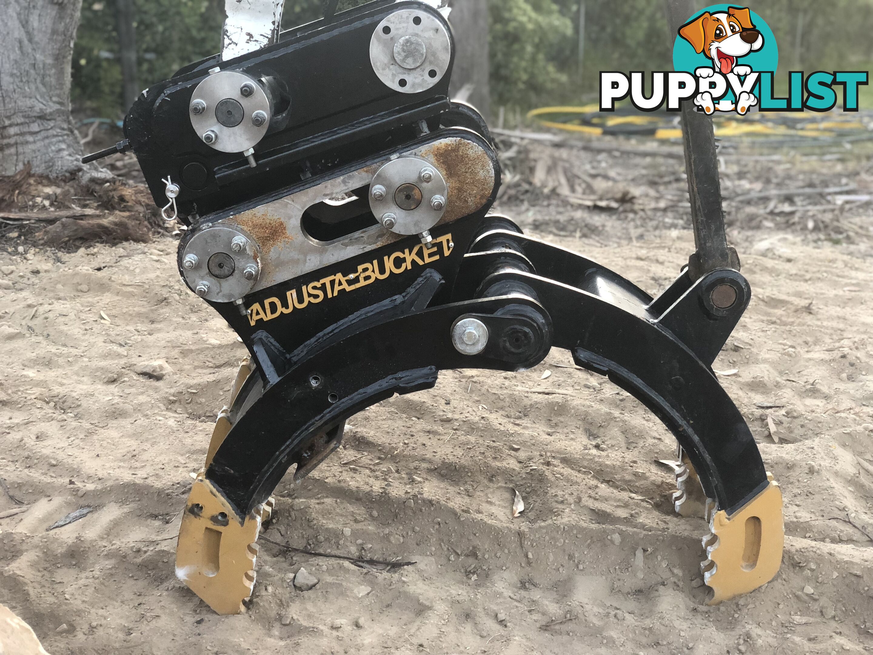 Excavator grab’s grapples hydraulic and manual