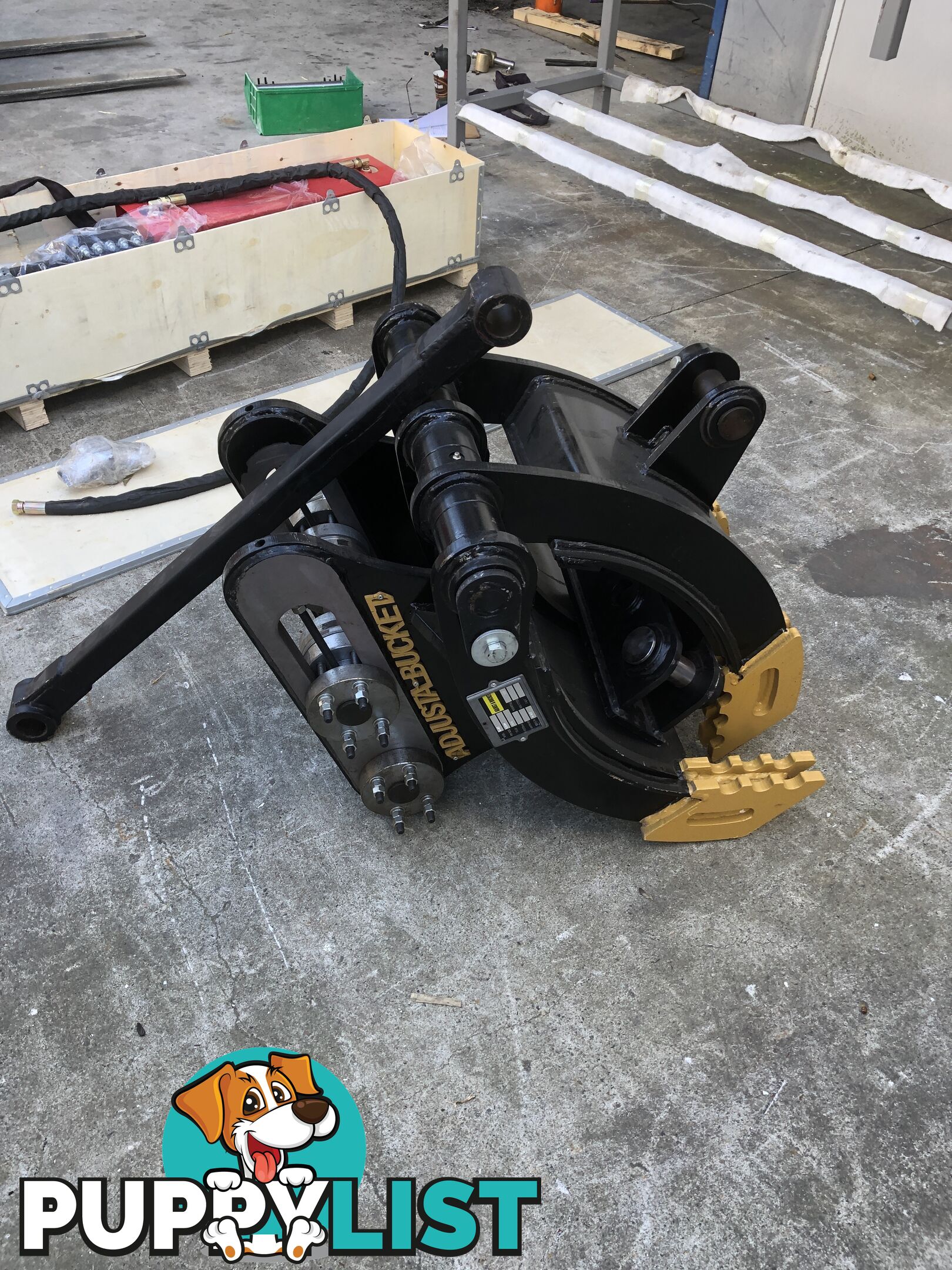 Excavator grab’s grapples hydraulic and manual