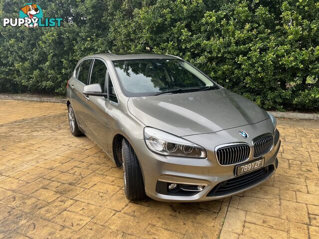 2015 BMW 2 Series 220i Luxury Hatchback Automatic