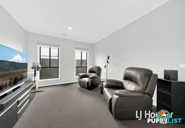 3 Hawk Way WALLAN VIC 3756