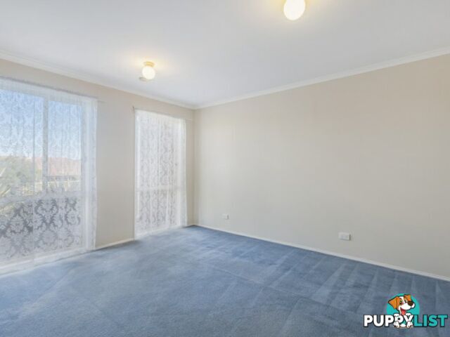 8 Thomas Place WALLAN VIC 3756