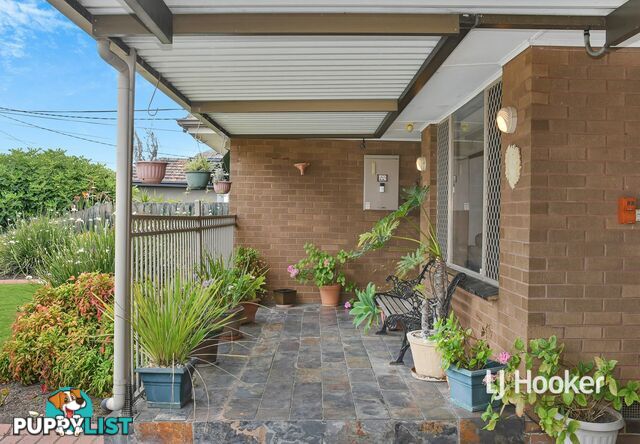 22 Talbot Avenue THOMASTOWN VIC 3074