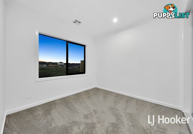 8 Mallow Street WALLAN VIC 3756