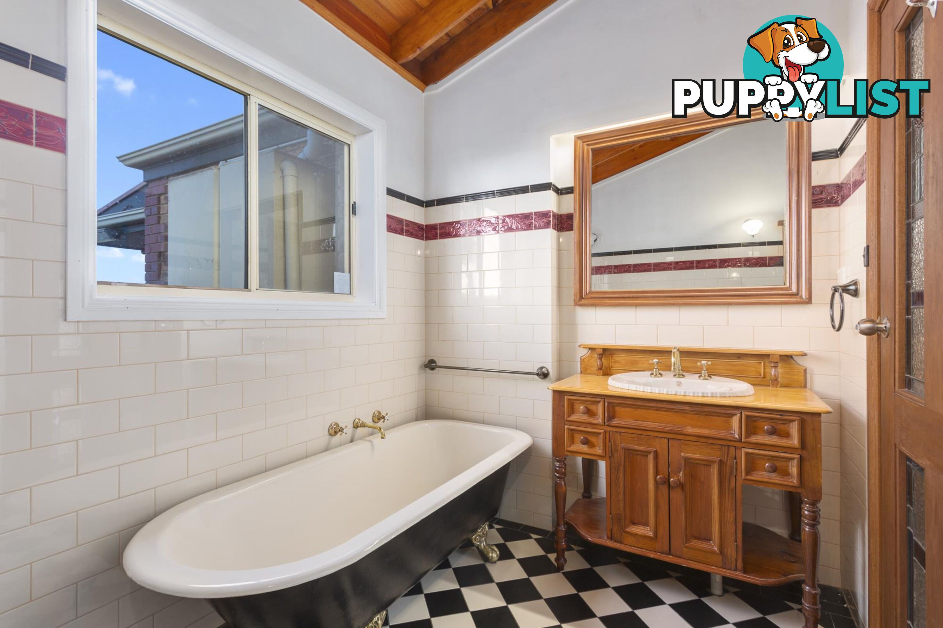 2 Inali Court HALLETT COVE SA 5158