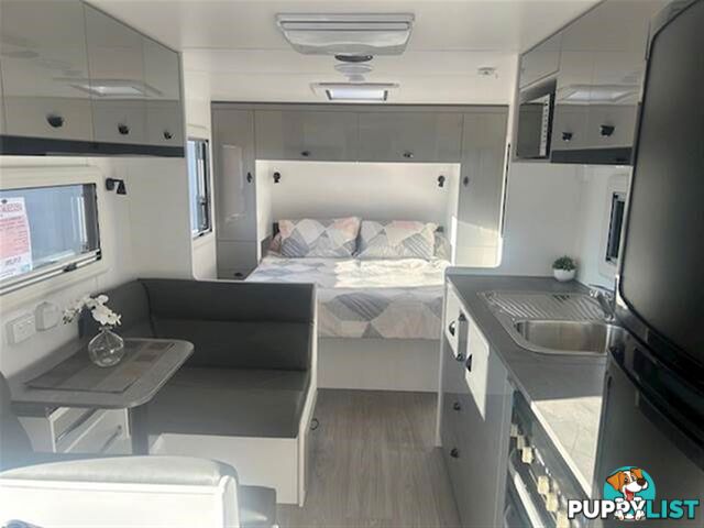 2025 VISCOUNT V2 CAFE LOUNGE CARAVAN