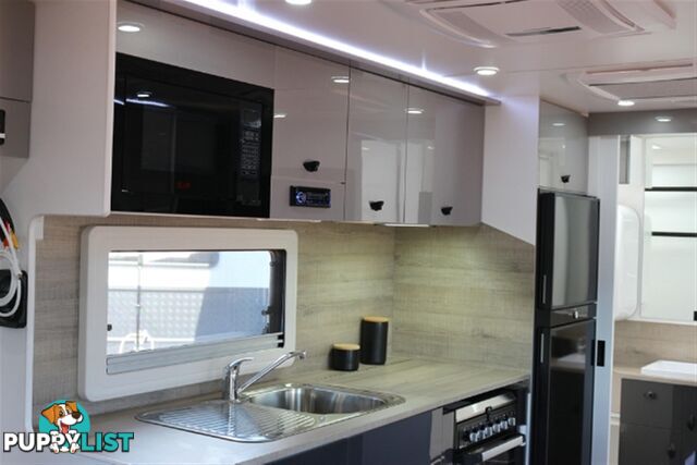 2023 NEWLANDS LUXE AAP 610 COMP CARAVAN