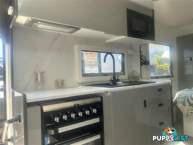 2025 CONCEPT INNOVATION 600 CAFE LOUNGE CARAVAN