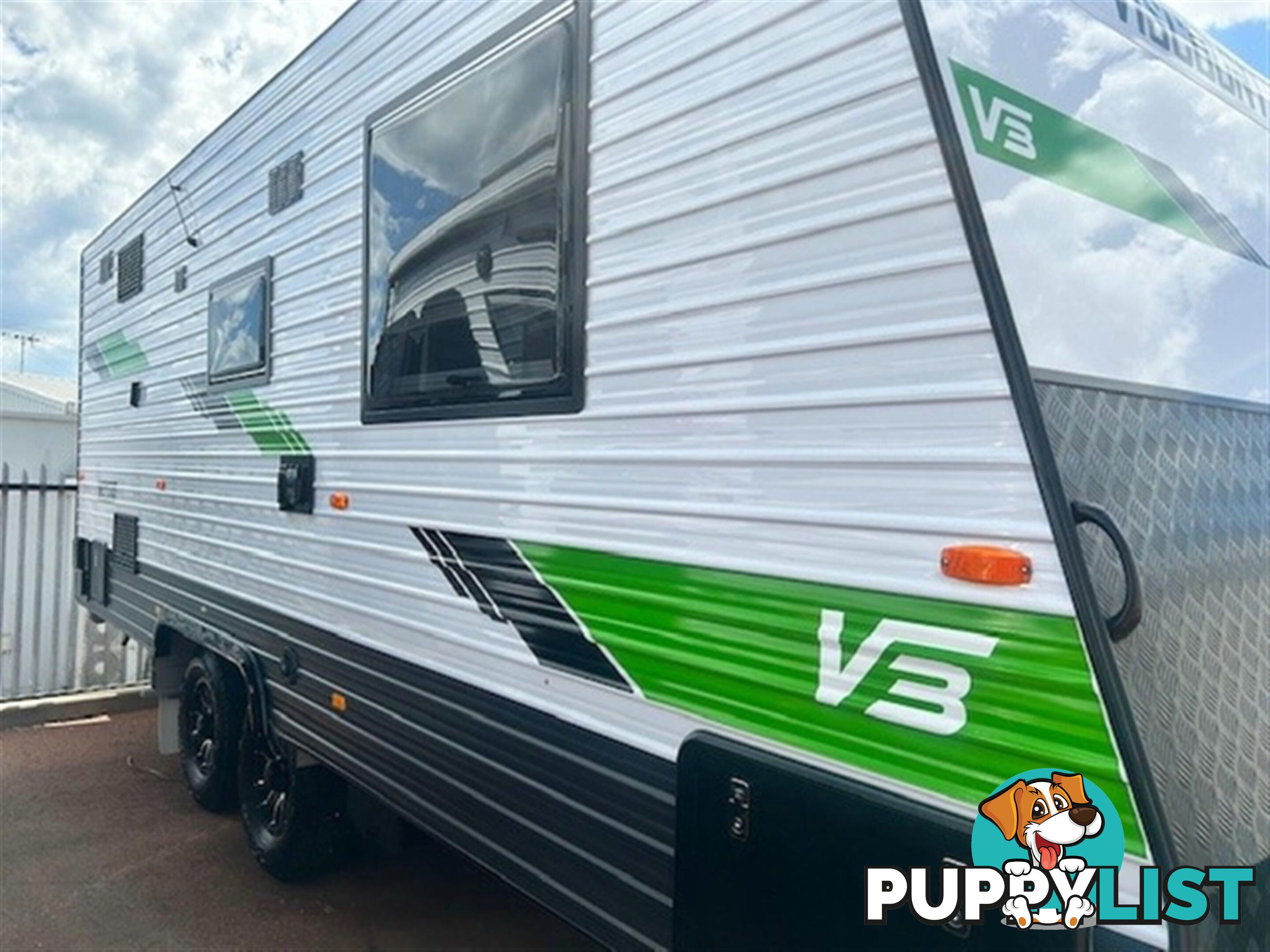 2025 VISCOUNT V3.2 CLUB LOUNGE CARAVAN