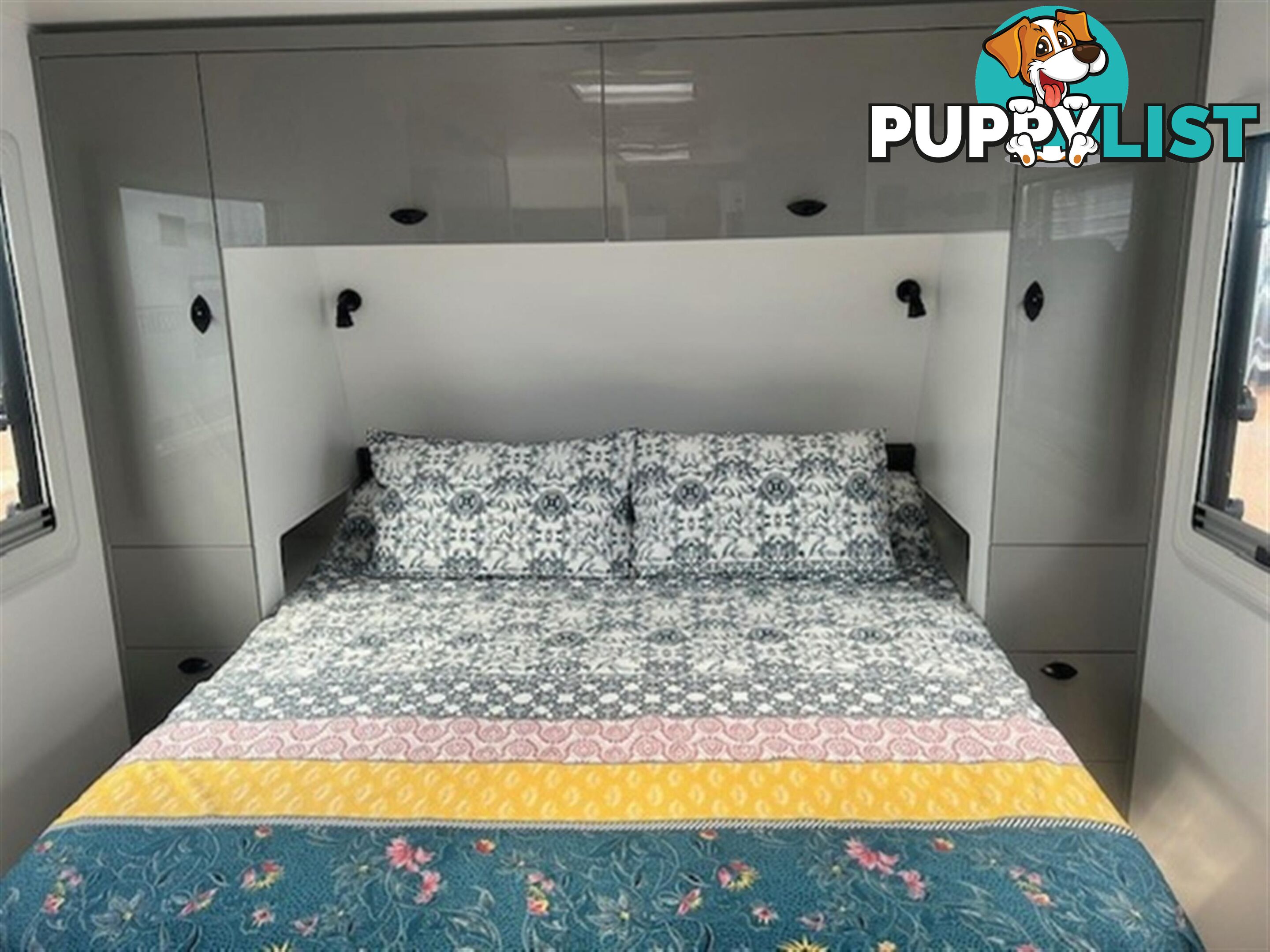 2025 VISCOUNT V3.2 CLUB LOUNGE CARAVAN