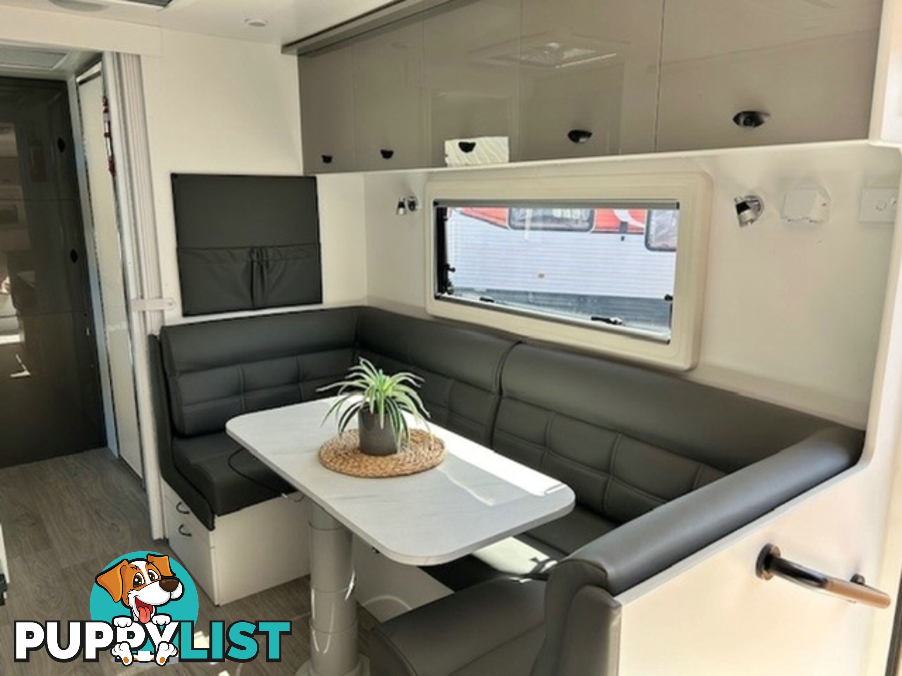 2023 NEWLANDS LUXE AAP 675 3 B CLUB CARAVAN