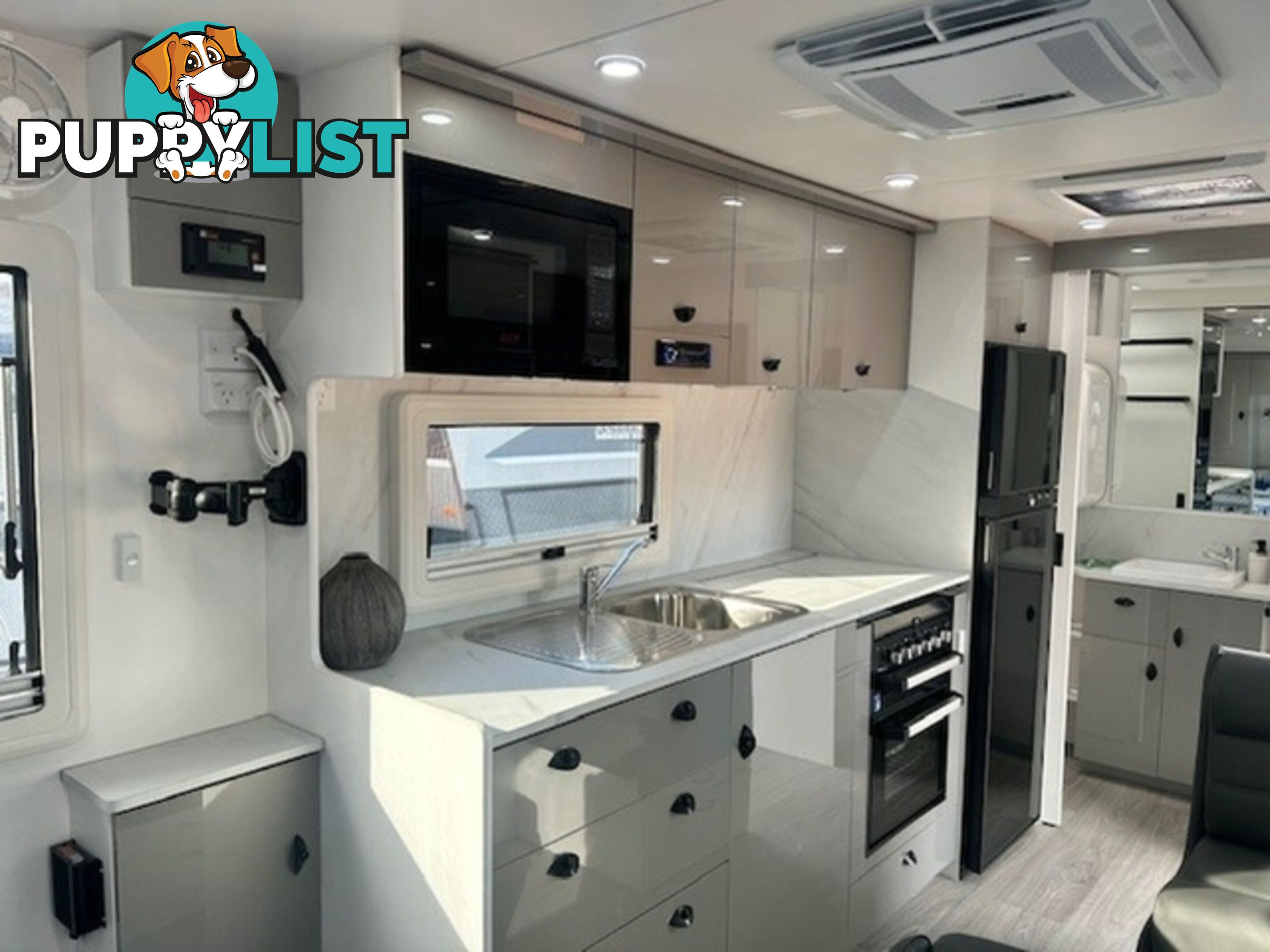 2024 NEWLANDS LUXE AAP 610 COMP CARAVAN