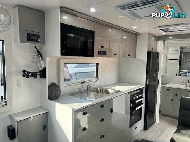 2024 NEWLANDS LUXE AAP 610 COMP CARAVAN