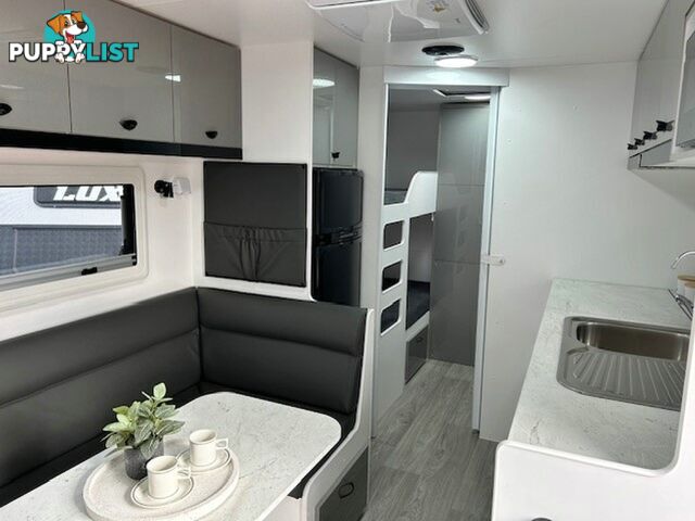 2024 VISCOUNT V2 E/W 2 BUNK FAMILY CARAVAN