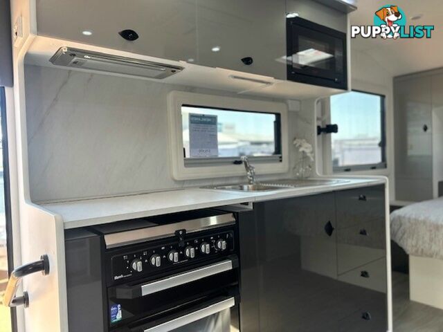 2024 NEWLANDS LUXE 600 CAFE CARAVAN