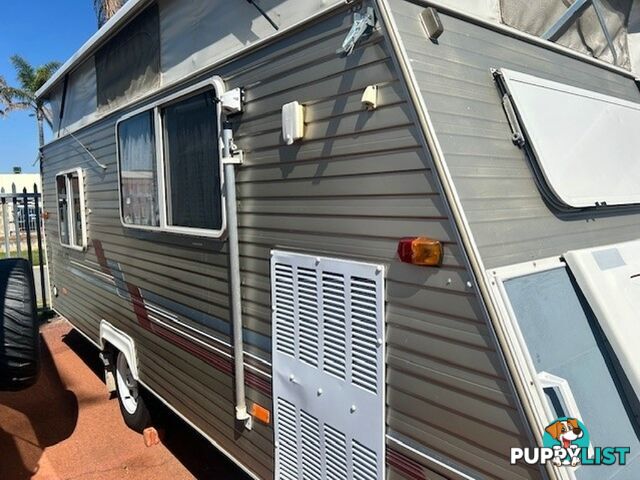 1999 COROMAL SEKA 475 CARAVAN