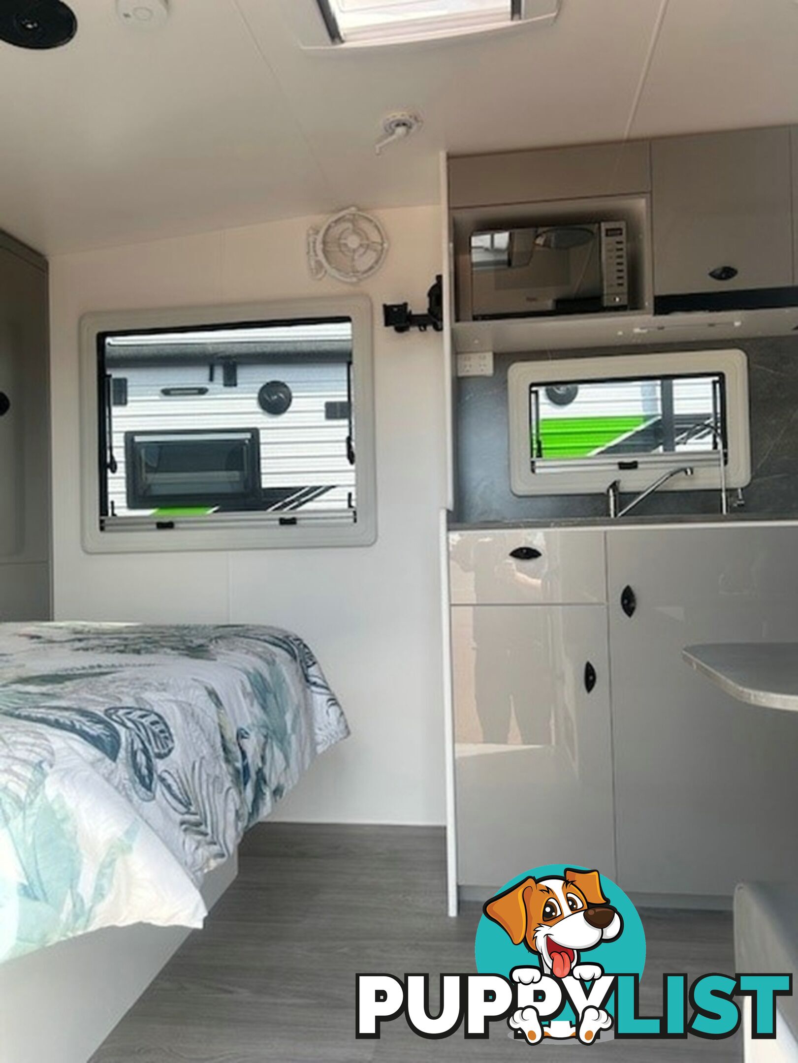 2025 VISCOUNT V2 FAMILY 2 B CARAVAN