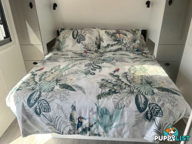 2025 VISCOUNT V2 FAMILY 2 B CARAVAN