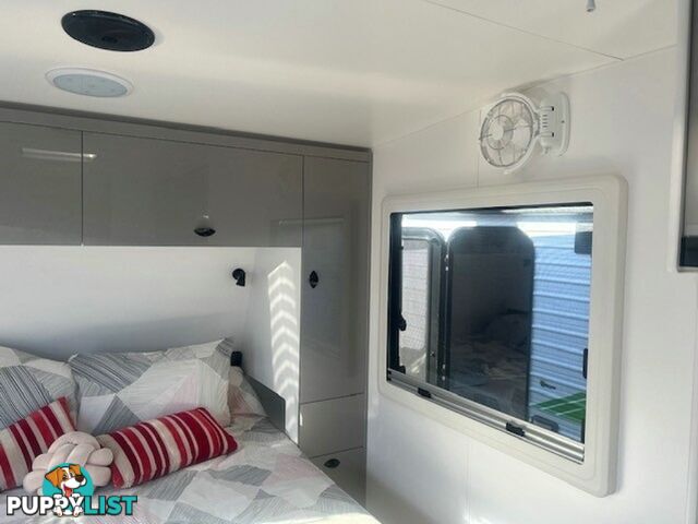 2025 VISCOUNT V3 FAMILY 2 BUNKS CARAVAN