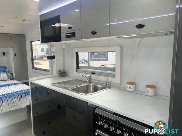 2024 NEWLANDS TOURISTER 660 CLUB LUXE PACK CARAVAN