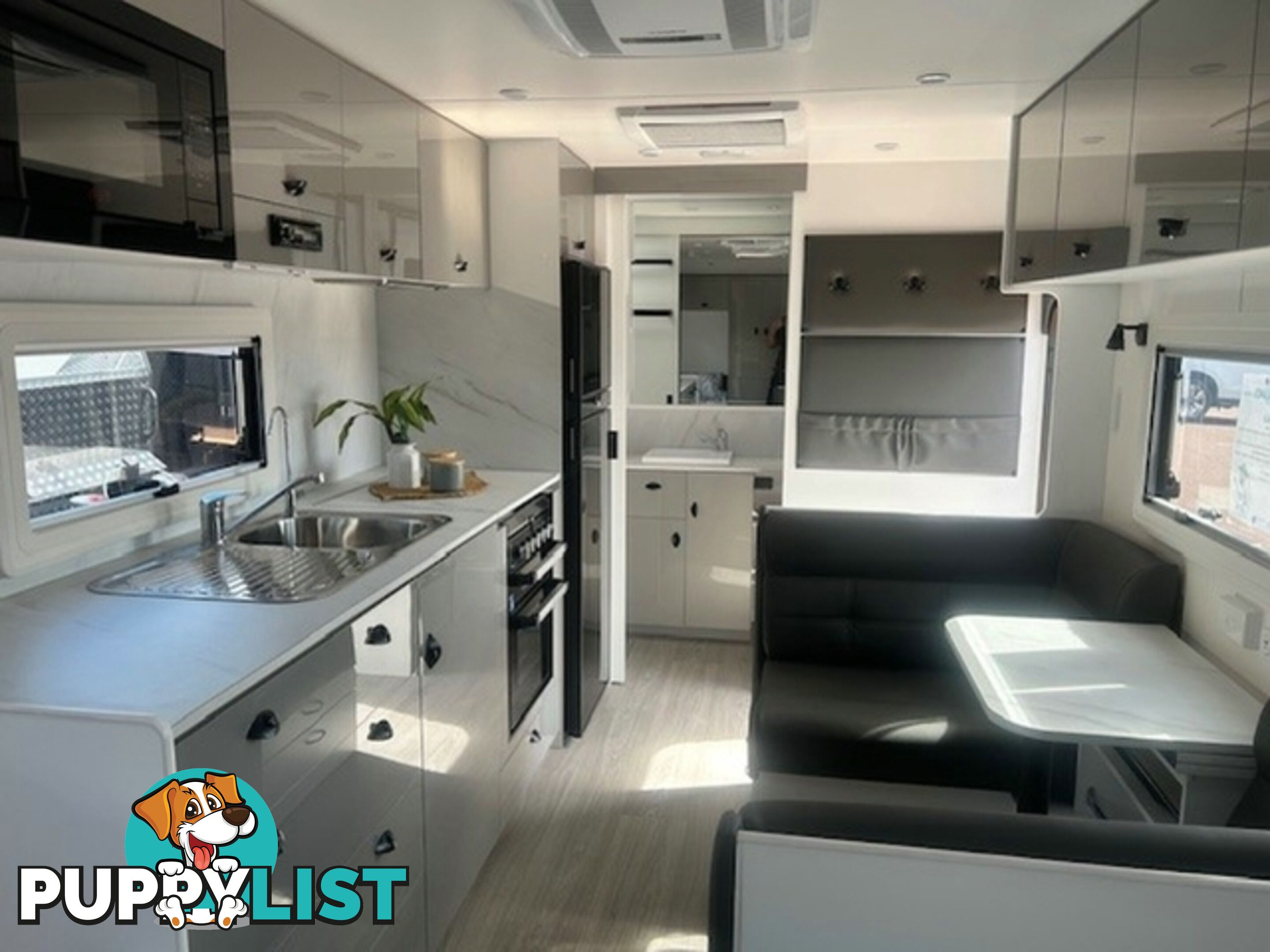2025 NEWLANDS TOURISTER LUXE PACK 610 SINGLE CARAVAN