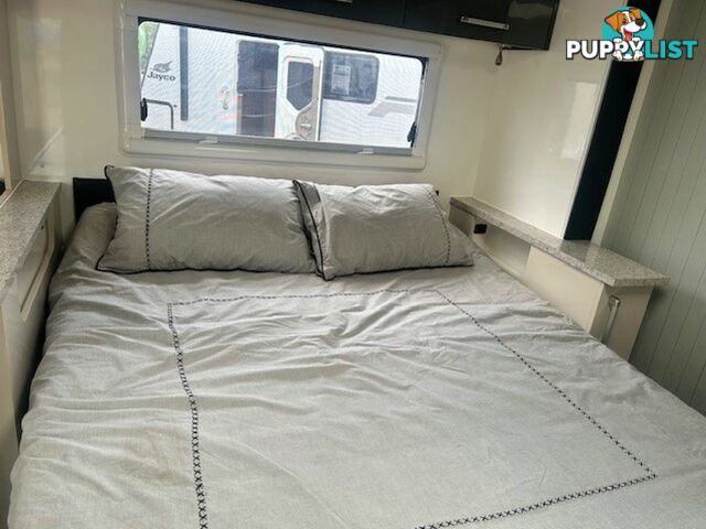 2017 COROMAL PRINCETON 735 DOUBLE SLIDE-OUT SLIDE-ON CAMPER