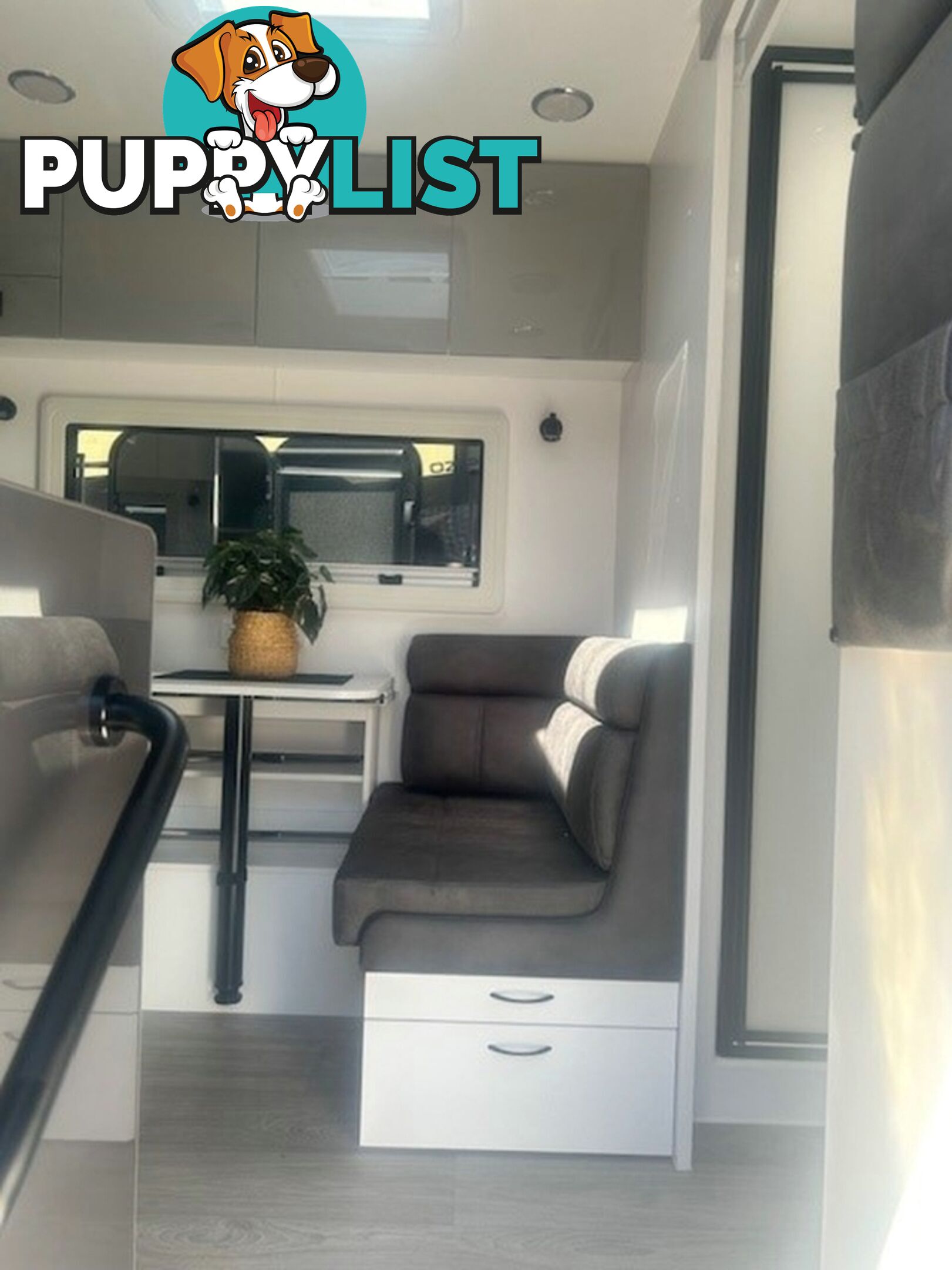 2025 CONCEPT INNOVATION 600 CAFE LOUNGE CARAVAN