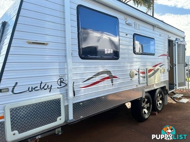 2013 VANGUARD LUCKY BAY SEMI OFF ROAD CARAVAN