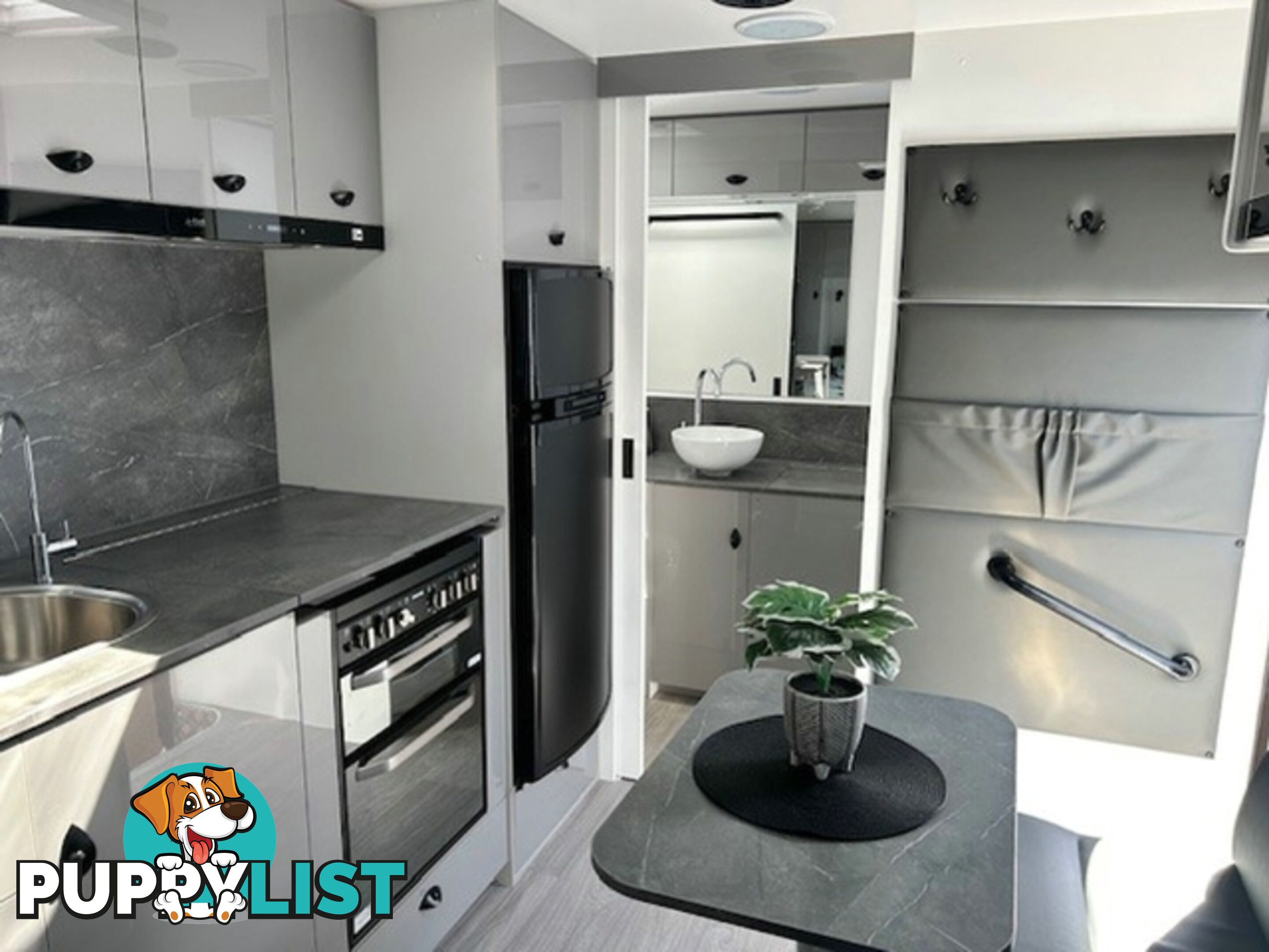 2025 VISCOUNT V1 L SHAPE LOUNGE CARAVAN