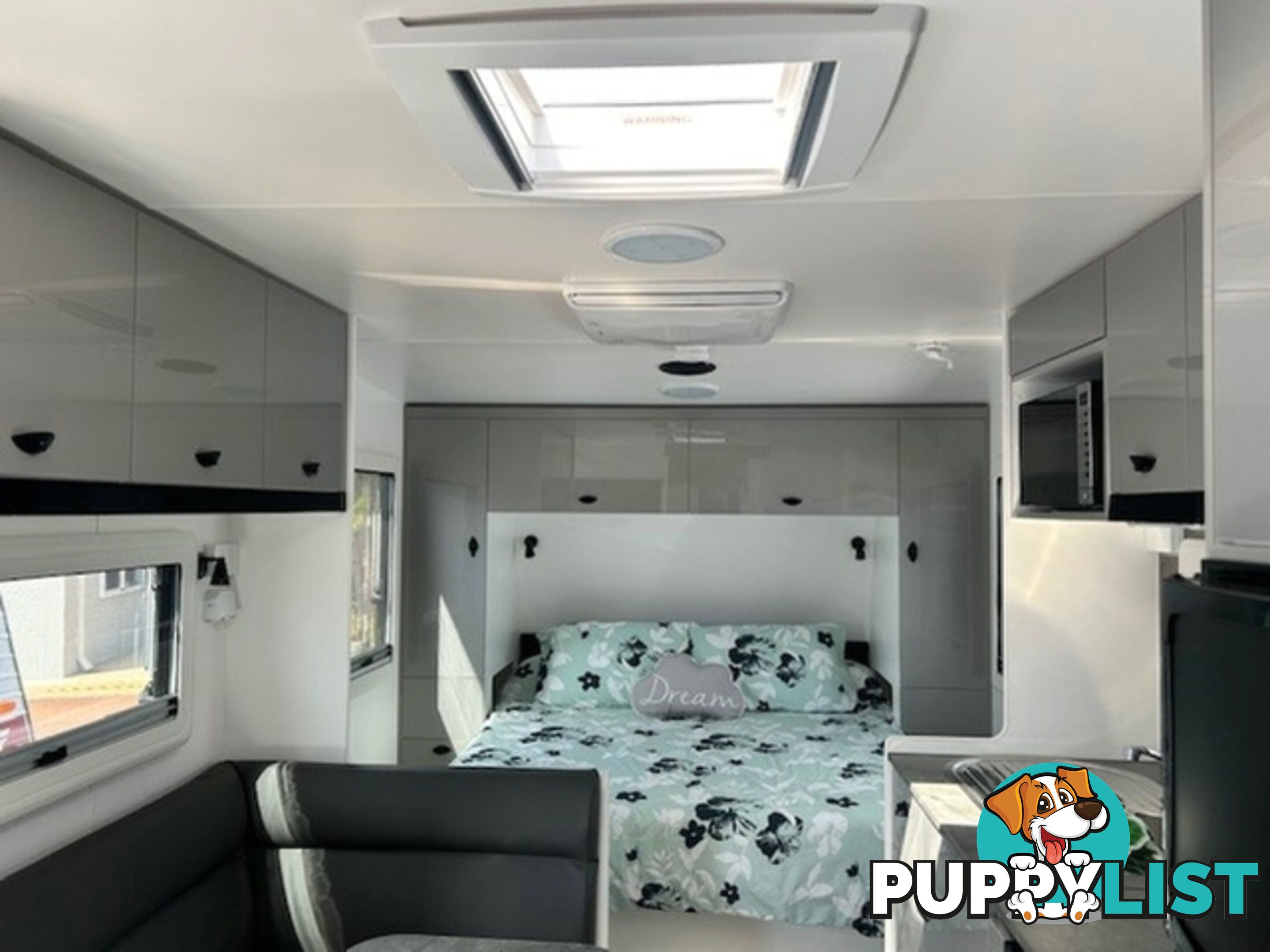 2025 VISCOUNT V1 L SHAPE LOUNGE CARAVAN