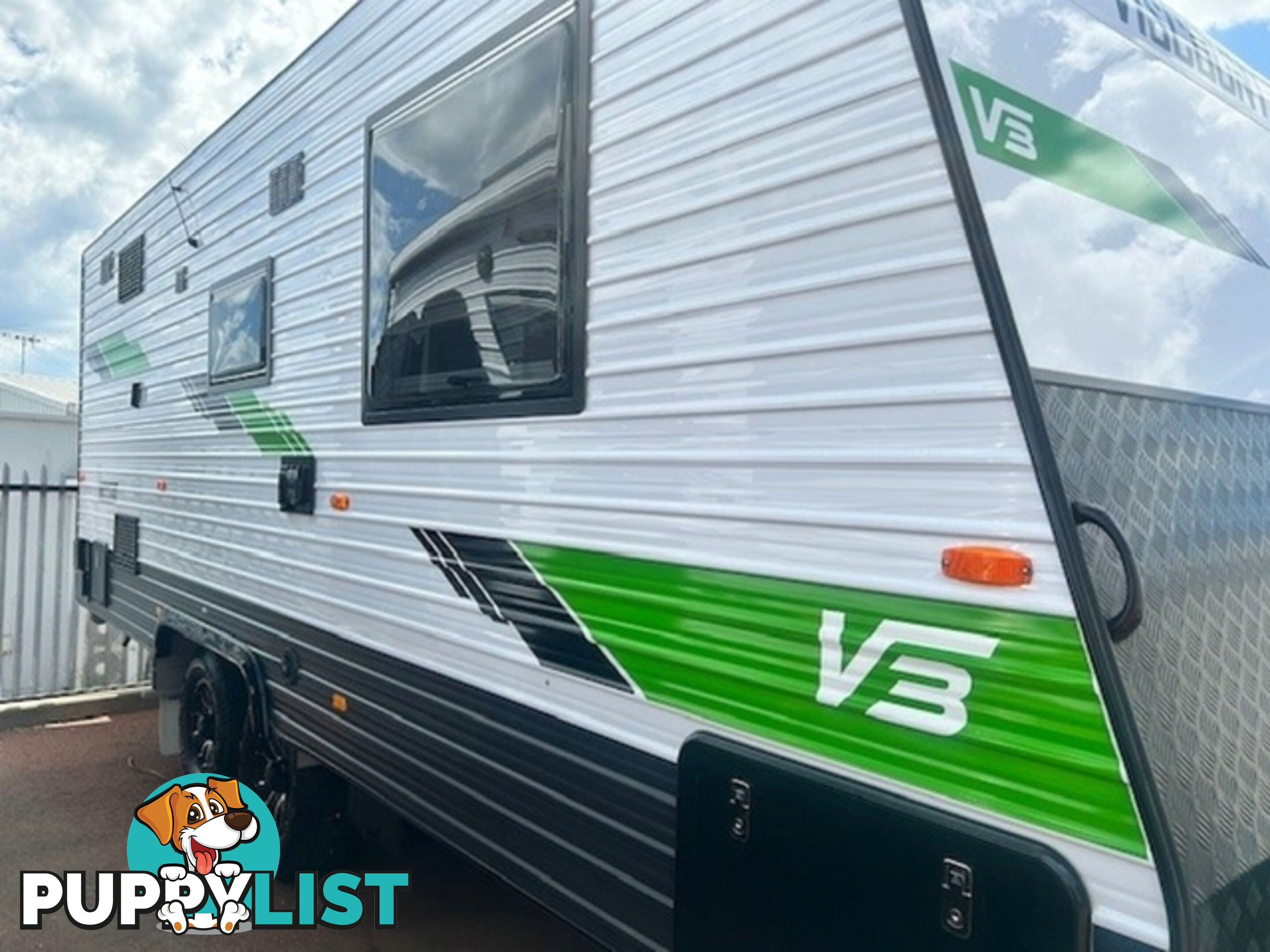 2025 VISCOUNT V3.2 CLUB LOUNGE CARAVAN