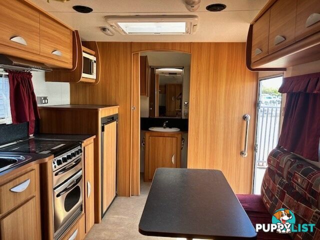 2009 COROMAL LIFESTYLE 618S SINGLE BEDS CARAVAN