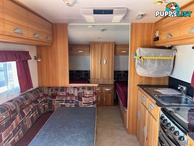 2009 COROMAL LIFESTYLE 618S SINGLE BEDS CARAVAN