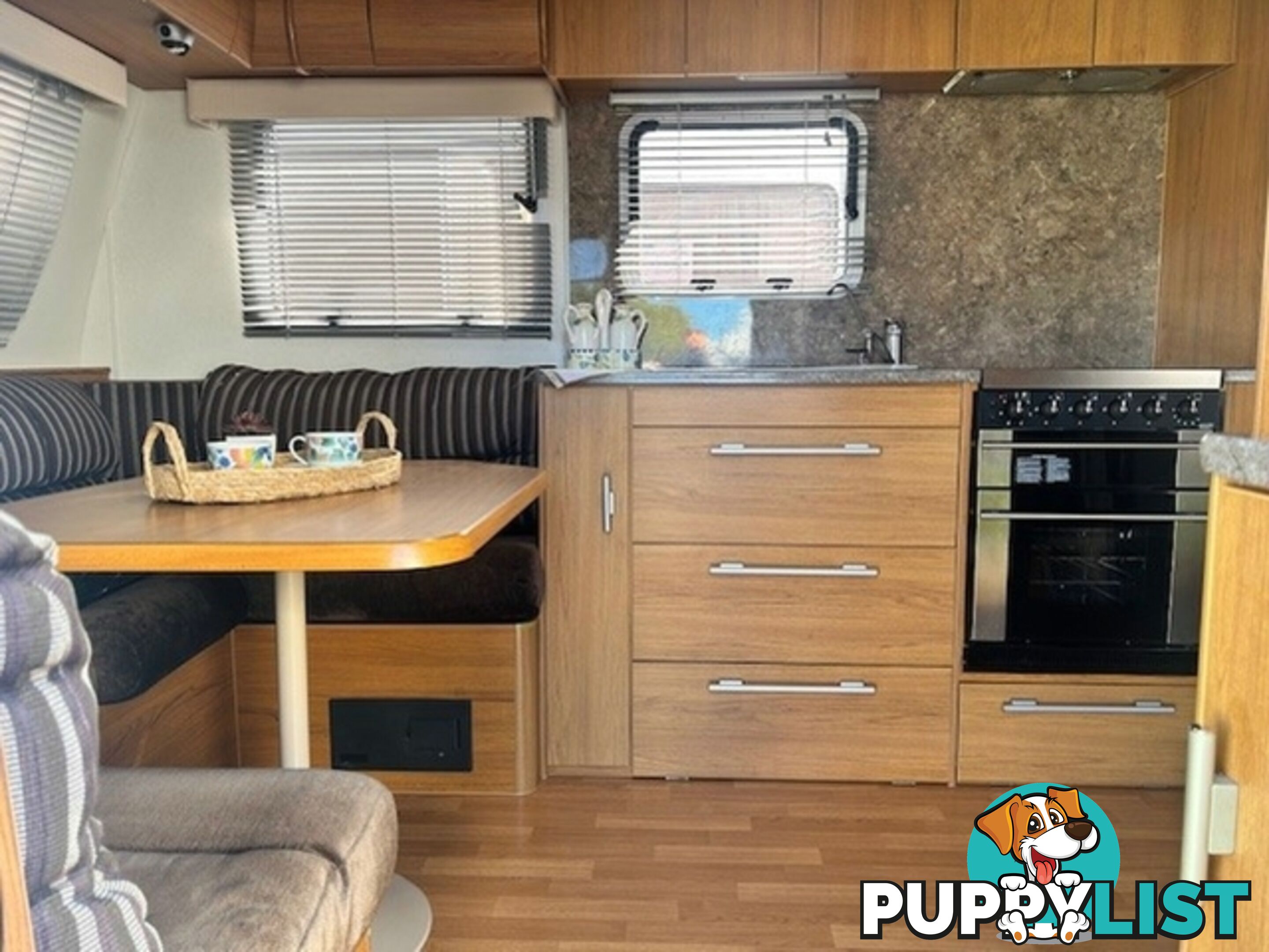 2010 JAYCO STERLING 21.65-3 CARAVAN 