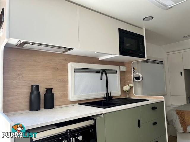 2025 CONCEPT INNOVATION 600 OZ PACK SEMI OFF ROA CARAVAN