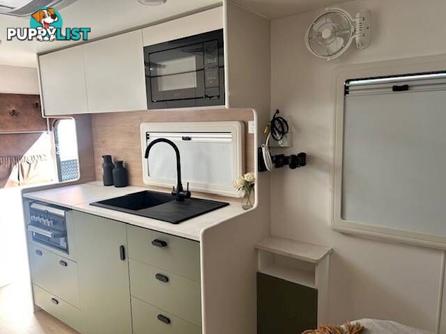 2025 CONCEPT INNOVATION 600 OZ PACK SEMI OFF ROA CARAVAN