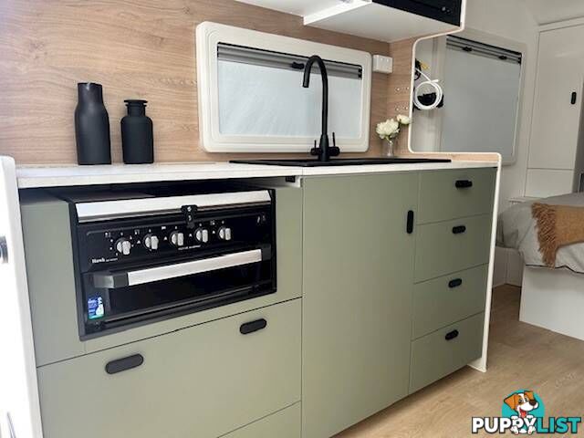 2025 CONCEPT INNOVATION 600 OZ PACK SEMI OFF ROA CARAVAN