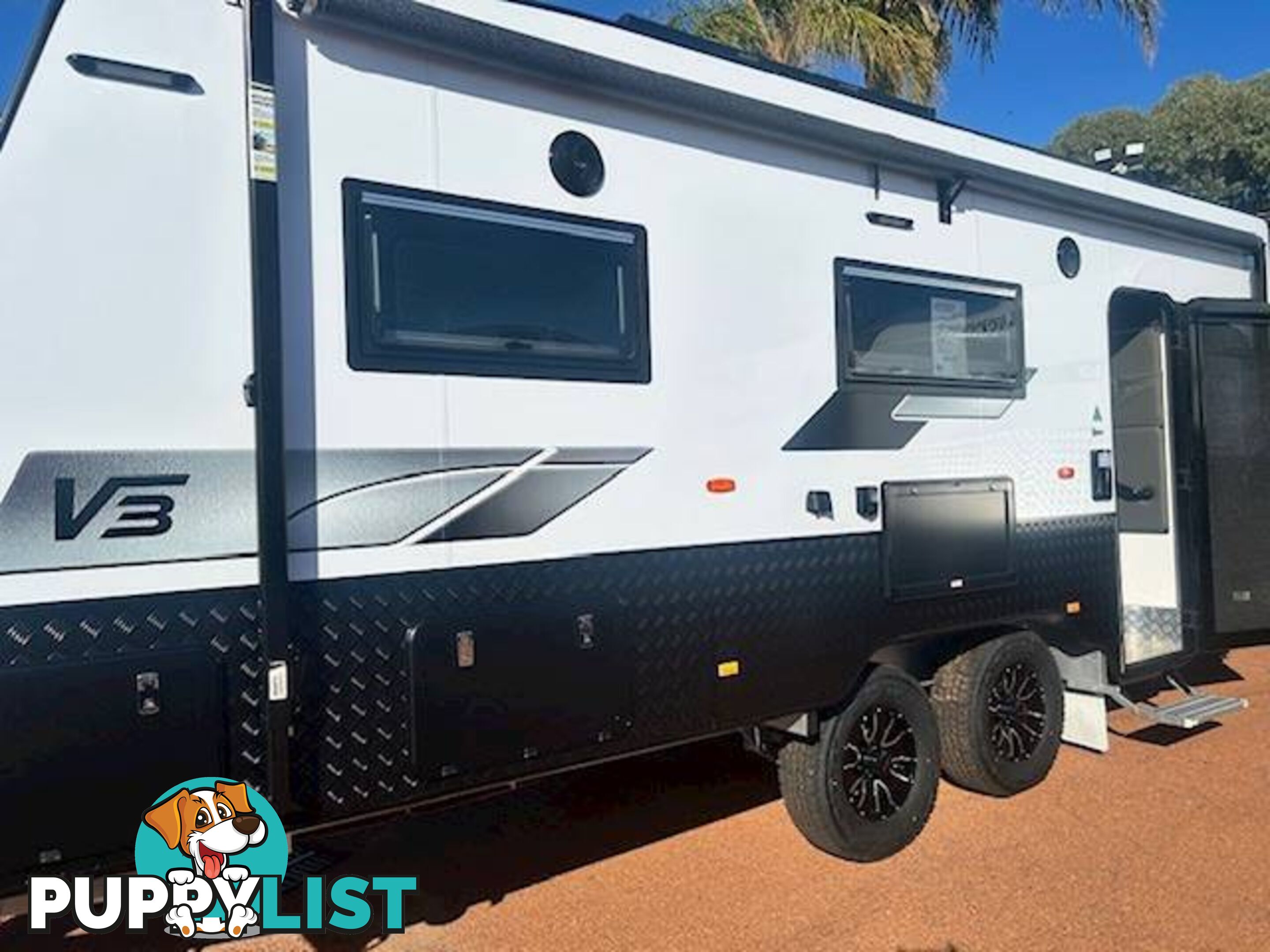 2025 VISCOUNT V3 SINGLE BEDS PREMIUM PLUS PACK CARAVAN